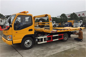 会理哪里有拖车服务